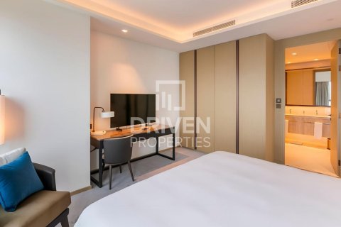 2 bedrooms Apartment in Address Harbour Point, UAE No. 211412 11