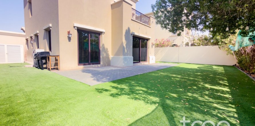 4 bedrooms Villa in Lila, UAE No. 220802