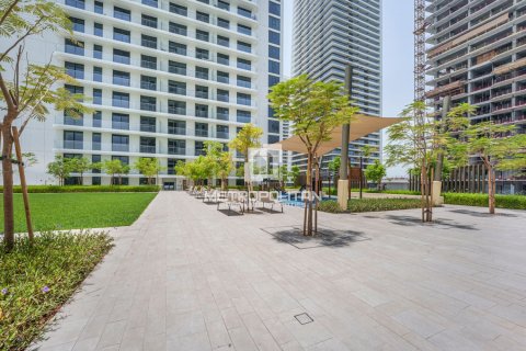 2 غرف نوم شقة في EMAAR Beachfront, الإمارات العربية المتحدة رقم 127978 25