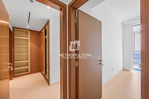 2 غرف نوم شقة في EMAAR Beachfront, الإمارات العربية المتحدة رقم 127978 16