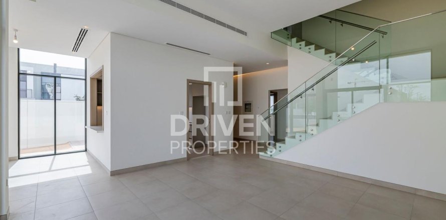 Villa de 4 dormitorios en Murooj Al Furjan, UAE No. 202790