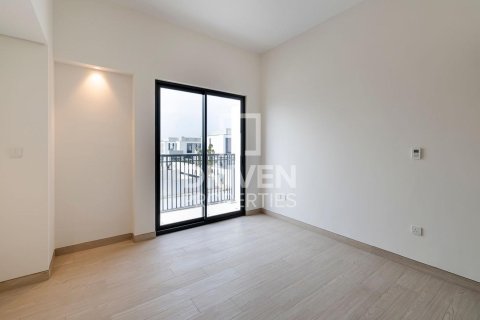 Villa de 4 dormitorios en Murooj Al Furjan, UAE No. 202790 11