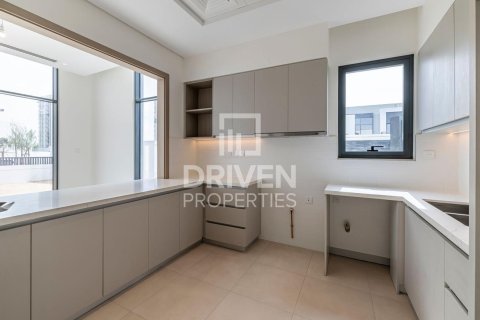 Villa de 4 dormitorios en Murooj Al Furjan, UAE No. 202790 8