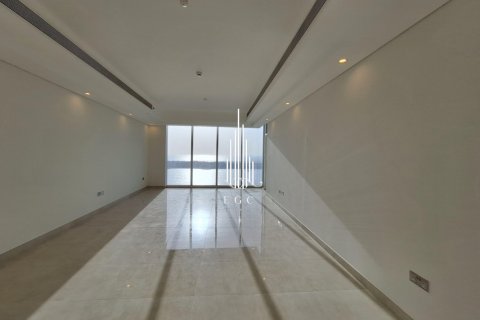 3 bedrooms Apartment in Corniche Road, UAE No. 29161 13