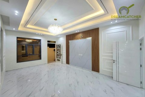 5 bedrooms Villa in Al Yasmeen, UAE No. 34161 4