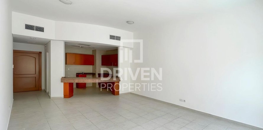 Apartment de 1 dormitorio en Dubai Investment Park, UAE No. 211417