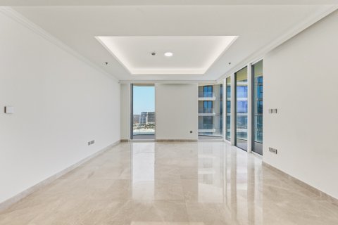 Apartment de 2 dormitorios en EMAAR Beachfront, UAE No. 197083