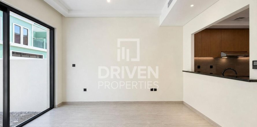 3 غرف نوم تاون هاوس في Damac Lagoons, الإمارات العربية المتحدة رقم 218609