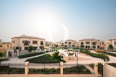 5 غرفة نوم  فيلا في أبو ظبي, الإمارات العربية المتحدة رقم 115029 9