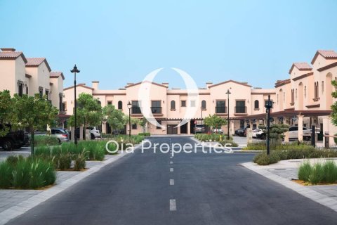 5 غرفة نوم  فيلا في أبو ظبي, الإمارات العربية المتحدة رقم 115029 15