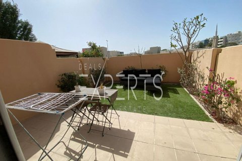 Villa de 2 dormitorios en Al Reef, UAE No. 224174 12
