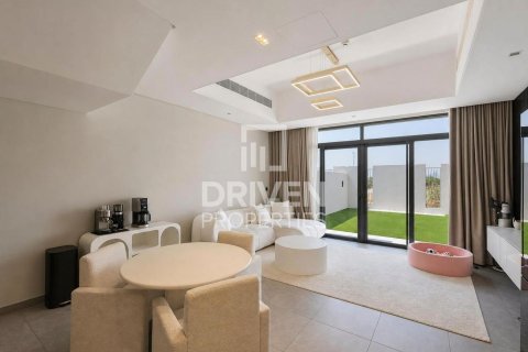 Townhouse de 2 chambres à Mohammed Bin Rashid City, UAE No. 211474 3