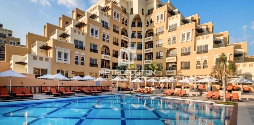 Квартира с 1 спальней в Al Marjan Island, ОАЭ №129205