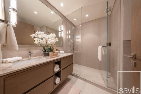 Apartment de 2 dormitorios en Opera District, UAE No. 203703 5