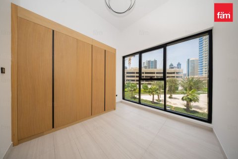 3 bedrooms Apartment in Business Bay, UAE No. 159695 10