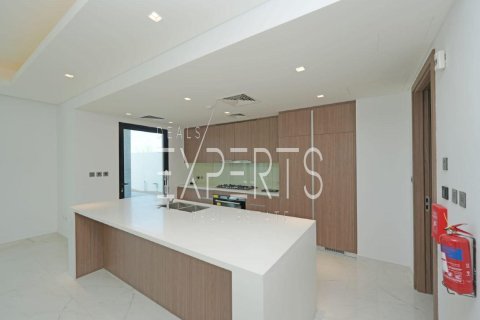 Villa de 4 dormitorios en  Yas Acres, UAE No. 224223 8