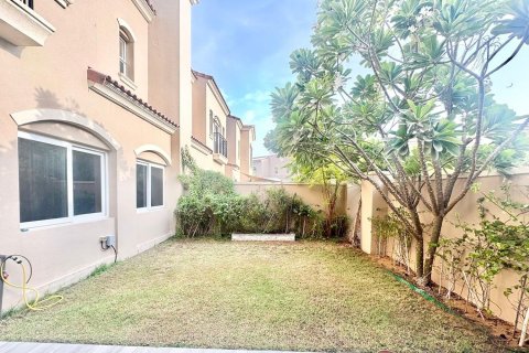 Townhouse de 3 dormitorios en Dubai Land, UAE No. 215425 13