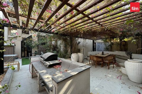 Apartment de 2 dormitorios en Old Town, UAE No. 205401 16