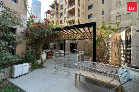 Apartment de 2 dormitorios en Old Town, UAE No. 205401 15