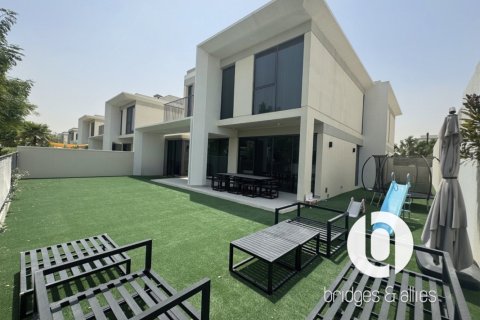 Вилла с 5 спальнями в Tilal Al Ghaf, ОАЭ №224354 22
