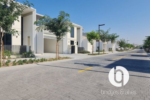 Вилла с 5 спальнями в Tilal Al Ghaf, ОАЭ №224354 12