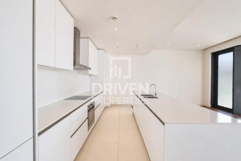 Квартира с 3 спальнями в City Walk, ОАЭ №211543 6