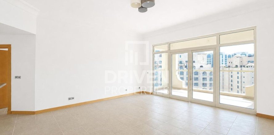 2 غرف نوم شقة في Shoreline Apartments, الإمارات العربية المتحدة رقم 215073
