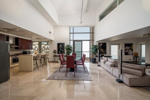Apartment de 3 dormitorios en Shams 1, UAE No. 226423 4