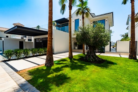 Villa de 4 chambres à Palm Jumeirah, UAE No. 224616 31