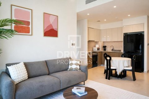 2 bedrooms Apartment in Burj Royale, UAE No. 212474