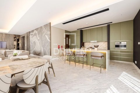 4 bedrooms Apartment in Opera District, UAE No. 212334 3