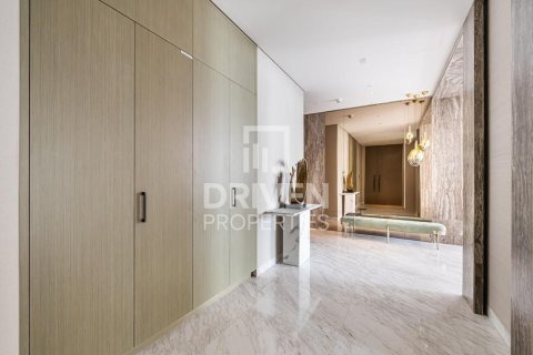 4 bedrooms Apartment in Opera District, UAE No. 212334 5