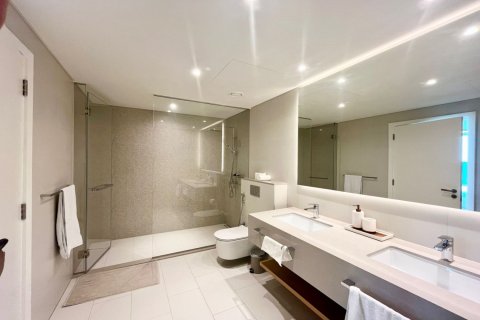2 bedrooms Apartment in Dubai, UAE No. 220311 15
