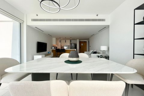 2 bedrooms Apartment in Dubai, UAE No. 220311 8