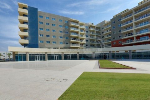 Квартира с 3 спальнями в Al Reef, ОАЭ №172537 4