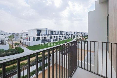 Townhouse de 3 dormitorios en The Valley, UAE No. 208460 6
