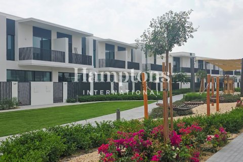 Townhouse de 3 dormitorios en The Valley, UAE No. 208460 17