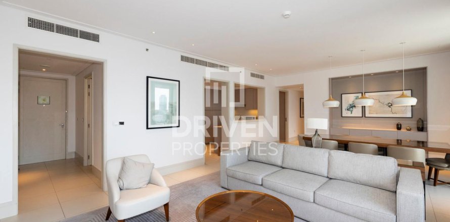 Apartment de 3 dormitorios en Vida Residence Downtown, UAE No. 215000