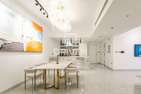 2 bedrooms Apartment in The Residences, UAE No. 215120 2