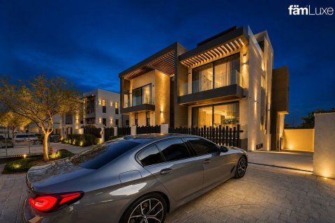 6 bedrooms Villa in Dubai Hills Estate, UAE No. 215890 2
