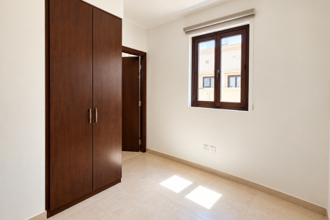 4 bedrooms Villa in Rasha, UAE No. 212982 12