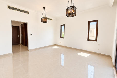 4 bedrooms Villa in Rasha, UAE No. 212982 22