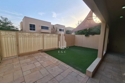 4 bedrooms Villa in Al Raha Gardens, UAE No. 34755