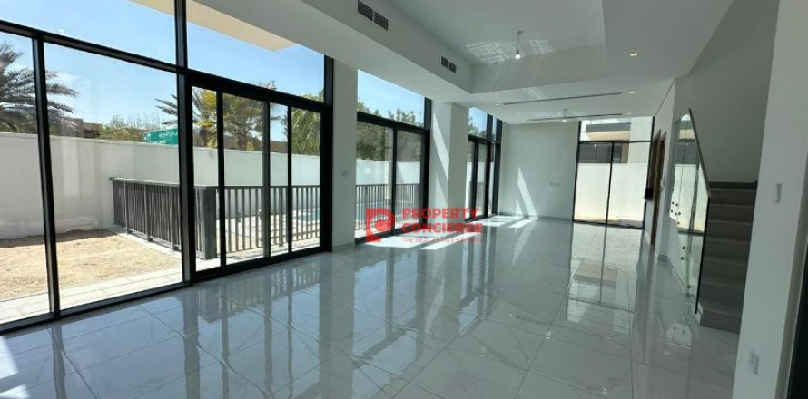 4 غرف نوم فيلا في Murooj Al Furjan, الإمارات العربية المتحدة رقم 39738