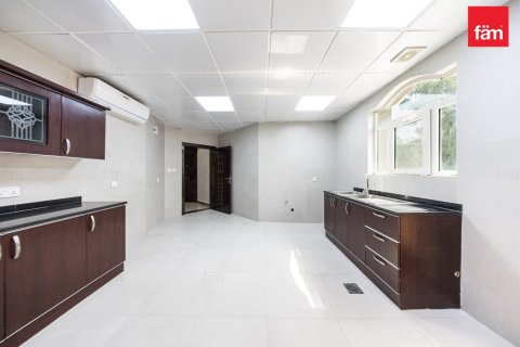 Villa de 5 dormitorios en Al Barsha, UAE No. 224399 22