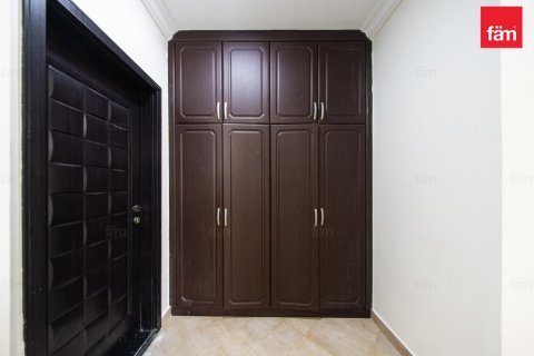Villa de 5 dormitorios en Al Barsha, UAE No. 224399 10