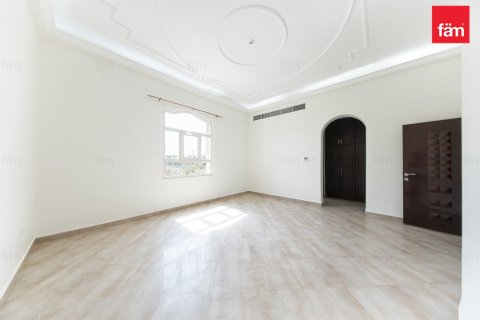 Villa de 5 dormitorios en Al Barsha, UAE No. 224399 26