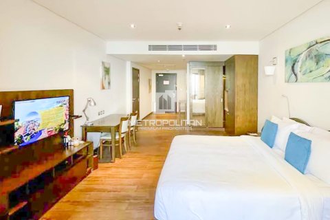 Studio Apartment in Palm Jumeirah, UAE No. 157476
