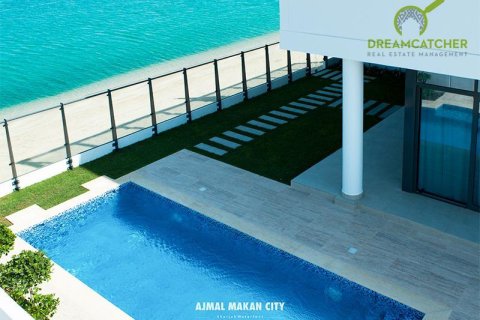 4 bedrooms Villa in Sharjah, UAE No. 20184 12