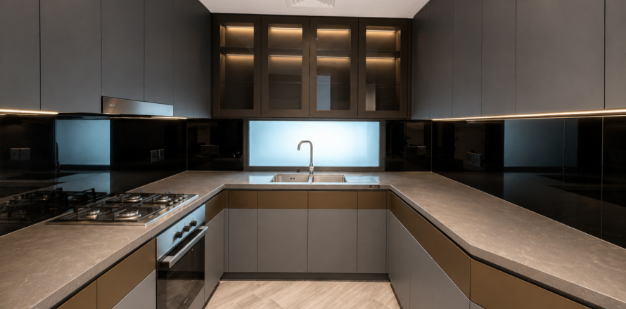 2 bedrooms Apartment in Dubai, UAE No. 208068